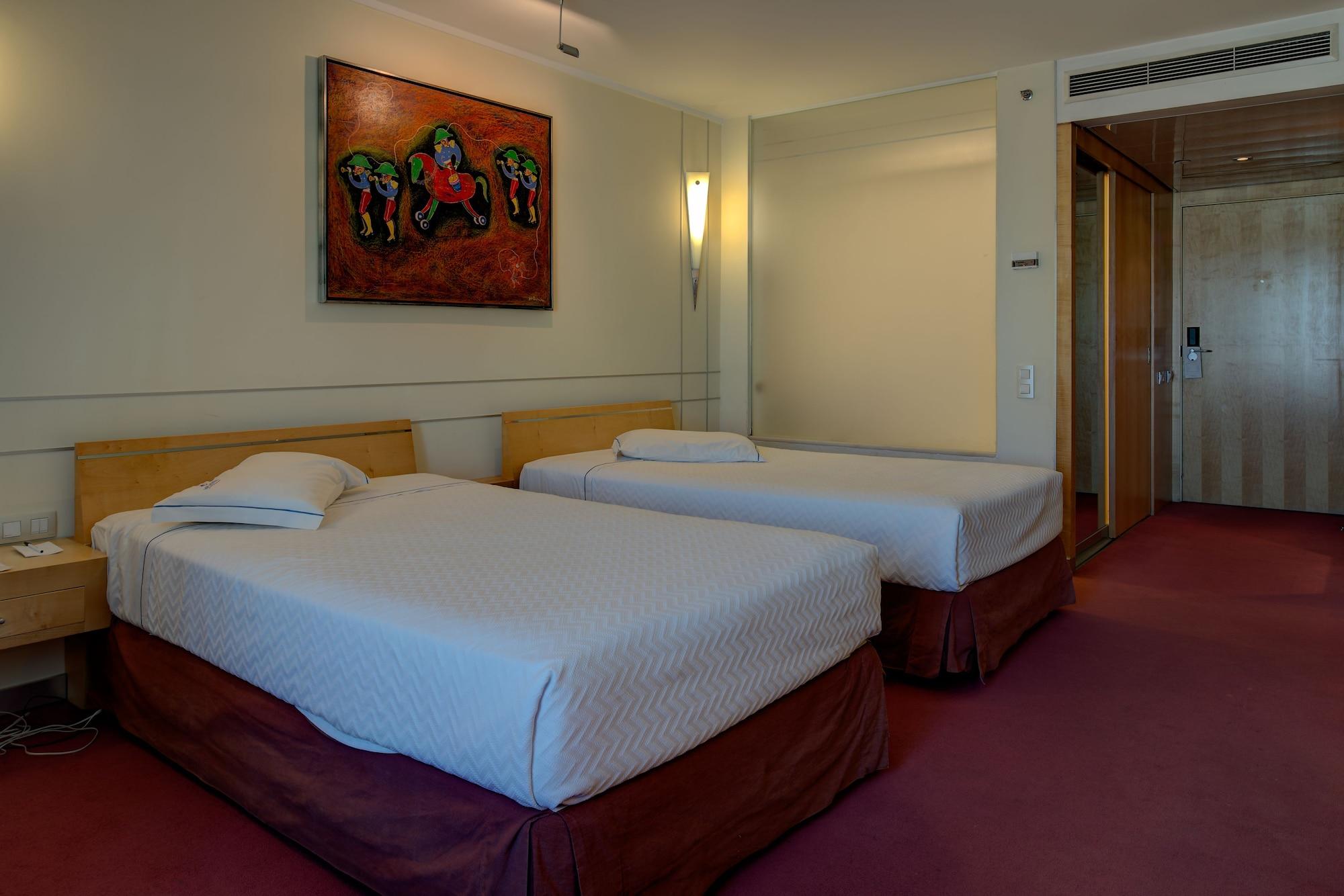 วีไอพี เอ็กเซกคิวทีฟ เอนเตรกัมโปส - โฮเต็ล แอนด์ คอนเฟอเรนซ์ Hotel ลิสบอน ภายนอก รูปภาพ