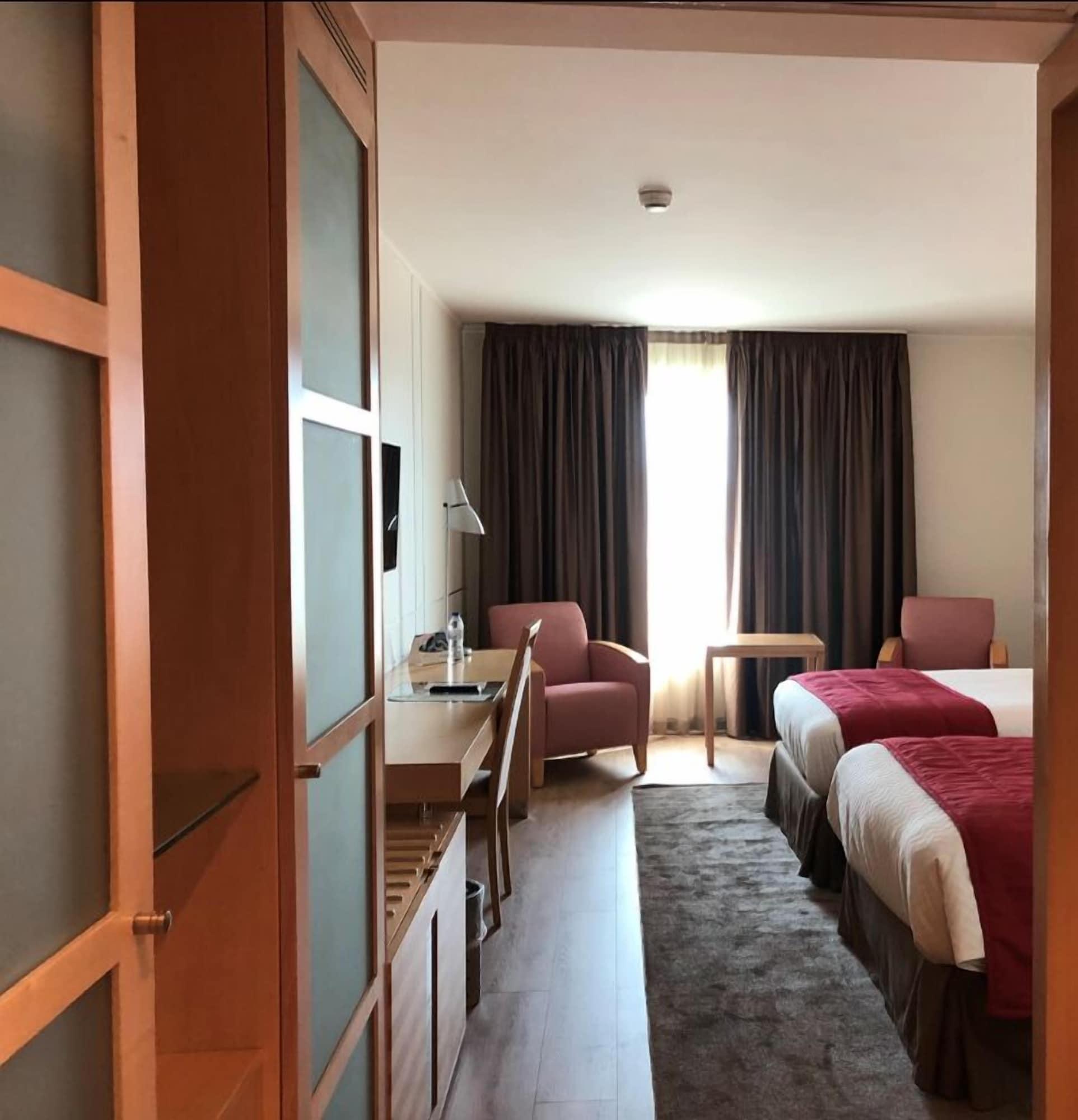 วีไอพี เอ็กเซกคิวทีฟ เอนเตรกัมโปส - โฮเต็ล แอนด์ คอนเฟอเรนซ์ Hotel ลิสบอน ภายนอก รูปภาพ