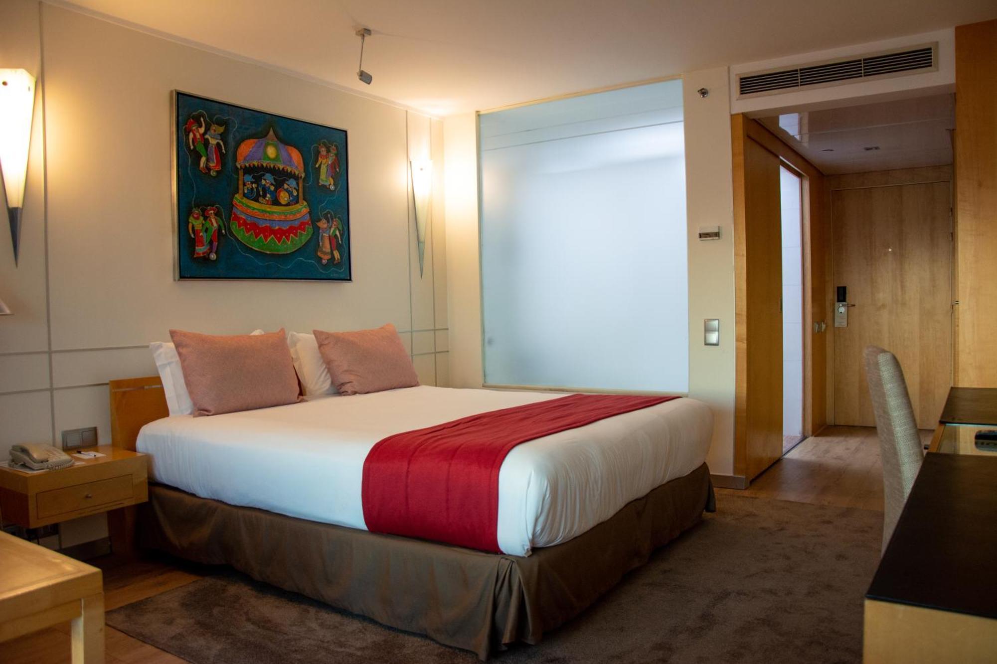 วีไอพี เอ็กเซกคิวทีฟ เอนเตรกัมโปส - โฮเต็ล แอนด์ คอนเฟอเรนซ์ Hotel ลิสบอน ภายนอก รูปภาพ