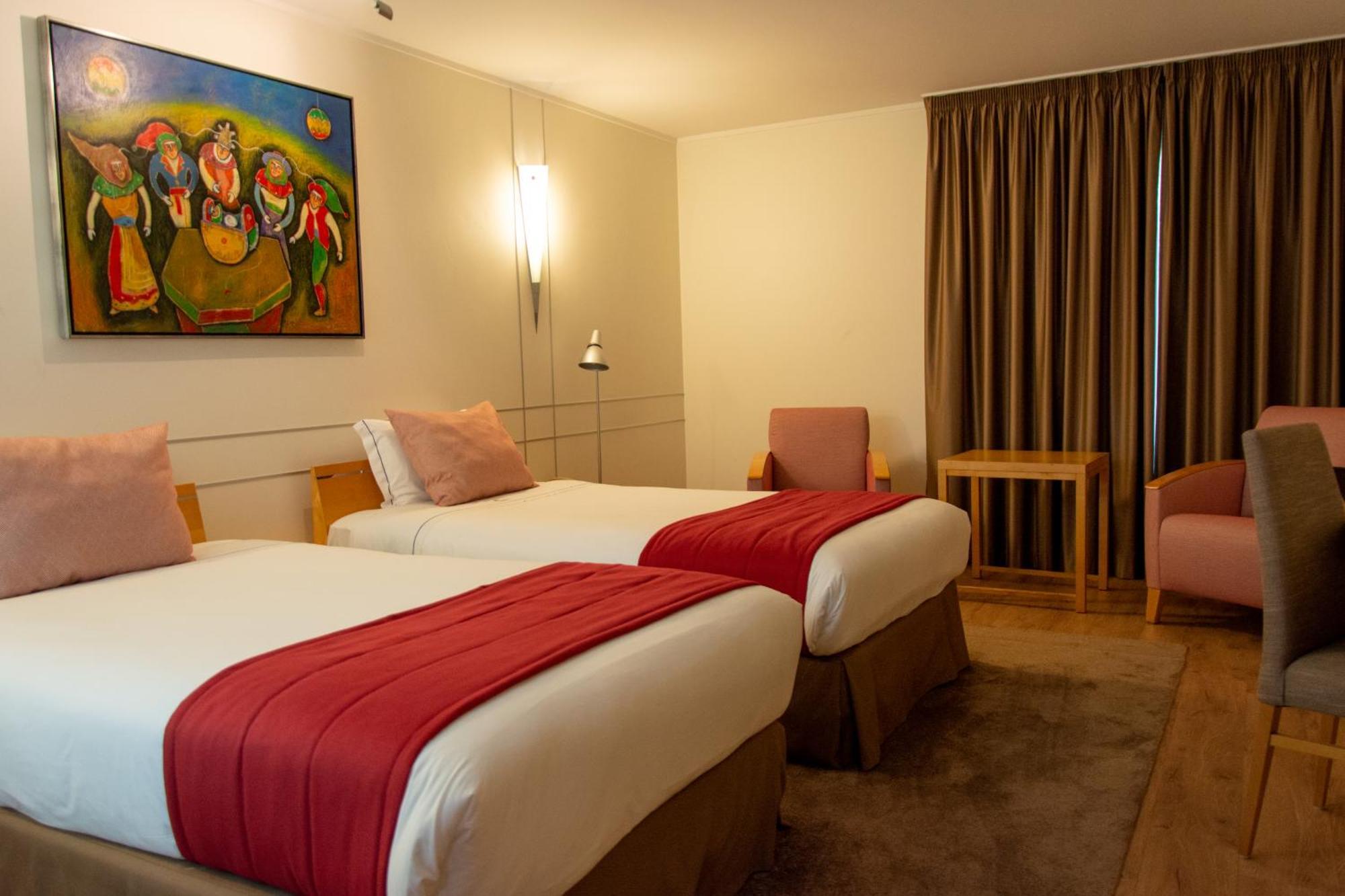 วีไอพี เอ็กเซกคิวทีฟ เอนเตรกัมโปส - โฮเต็ล แอนด์ คอนเฟอเรนซ์ Hotel ลิสบอน ภายนอก รูปภาพ