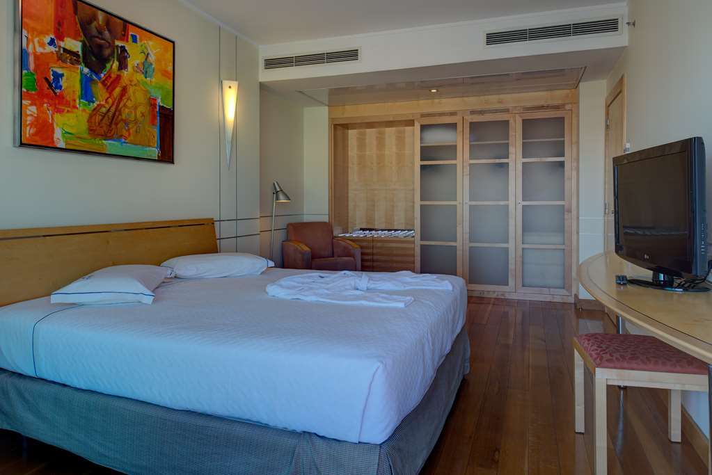 วีไอพี เอ็กเซกคิวทีฟ เอนเตรกัมโปส - โฮเต็ล แอนด์ คอนเฟอเรนซ์ Hotel ลิสบอน ห้อง รูปภาพ